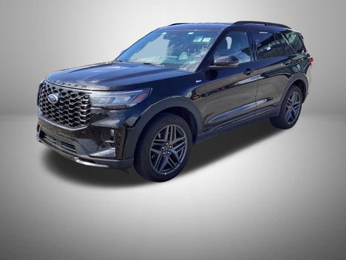 Used 2025 Ford Explorer ST-Line w/ ST-Line Street Pack image 1