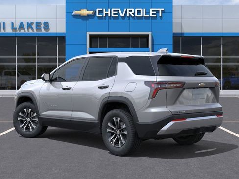 New 2026 Chevrolet Equinox LT image 3