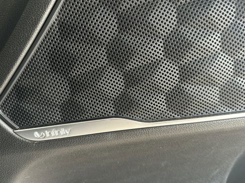 Used 2020 Hyundai Santa Fe Limited image 41