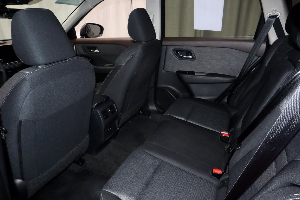 Certified 2023 Nissan Rogue SV AWD/4WD image 20