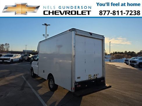 Used 2018 Chevrolet Express 3500 Work Van w/ Power Convenience Package image 4