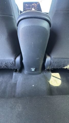 Used 2021 Toyota C-HR LE FWD image 15
