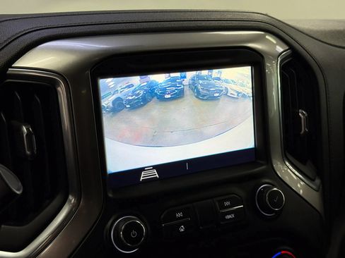 Used 2020 Chevrolet Silverado 1500 LT w/ Convenience Package AWD/4WD image 19