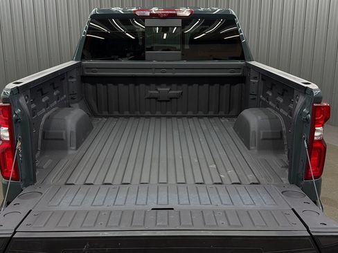 Used 2026 Chevrolet Silverado 1500 High Country w/ High Country Premium Package AWD/4WD image 17