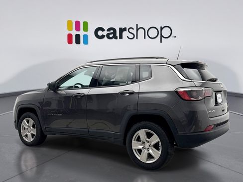 Used 2022 Jeep Compass Latitude AWD/4WD image 3