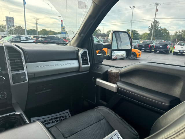 Certified 2018 Ford F350 Lariat w/ Lariat Ultimate Package AWD/4WD image 32