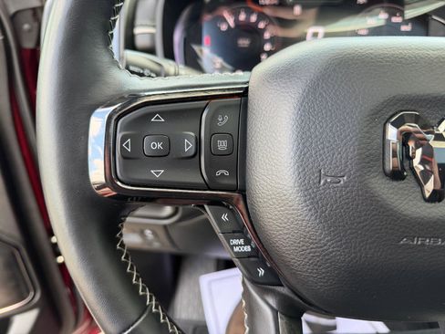 Used 2025 RAM 1500 Limited AWD/4WD image 23