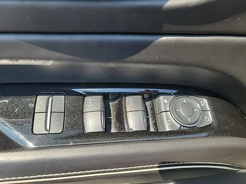 Used 2021 Cadillac Escalade Sport Platinum w/ LPO, ONYX Package image 11