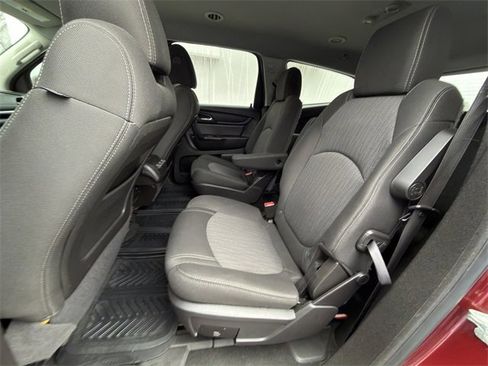 Used 2016 Chevrolet Traverse LT w/ Style and Technology Package image 25