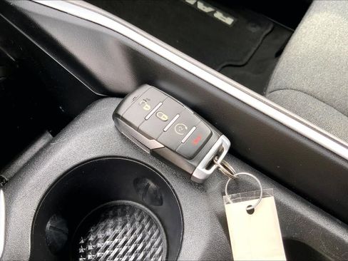 Used 2021 RAM 1500 Lone Star image 15