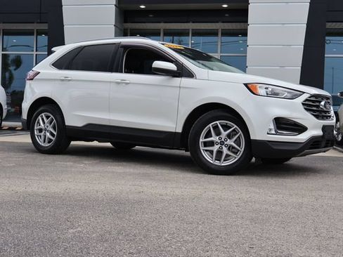 Used 2021 Ford Edge SEL w/ Convenience Package AWD/4WD image 2