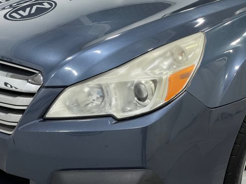 Used 2013 Subaru Outback 2.5i Limited AWD/4WD image 32