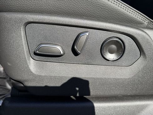 New 2026 GMC Sierra 2500 Denali w/ Denali Reserve Package image 12