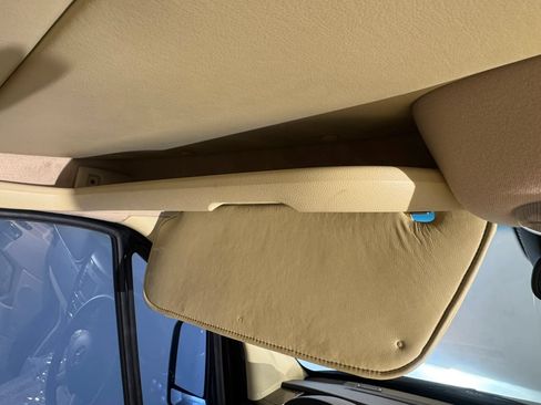 Used 2015 Mercedes-Benz Sprinter 2500 image 11