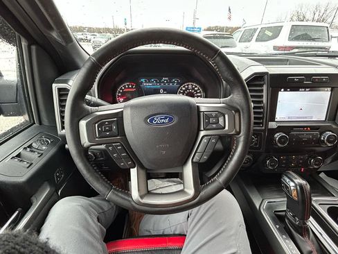 Used 2019 Ford F150 Lariat AWD/4WD image 29