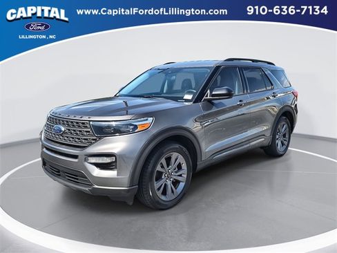 Used 2022 Ford Explorer XLT w/ Equipment Group 202A image 1