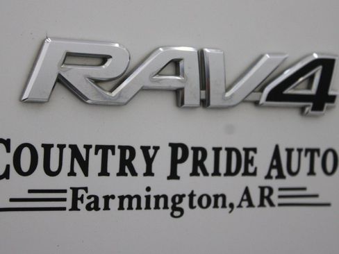 Used 2016 Toyota RAV4 Limited w/ Advanced Technology Package AWD/4WD image 39