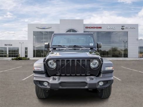 Certified 2020 Jeep Gladiator Sport w/ Quick Order Package 24S AWD/4WD image 6