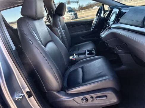 Certified 2023 Honda Odyssey Touring image 12