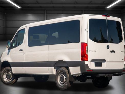 Used 2025 Mercedes-Benz Sprinter 144 Cargo image 8