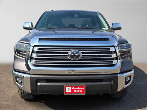 Used 2019 Toyota Tundra Limited w/ Limited Premium Package AWD/4WD image 9