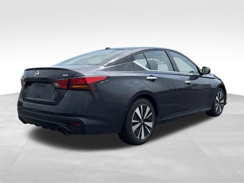 Used 2019 Nissan Altima 2.5 SV FWD image 5