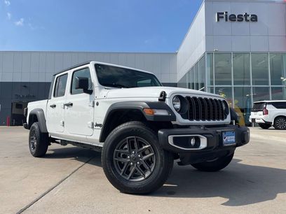 Used 2025 Jeep Gladiator Sport