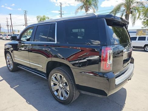Used 2017 GMC Yukon Denali w/ Open Road Package AWD/4WD image 4