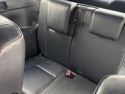 Used 2019 Toyota Highlander XLE AWD/4WD image 6