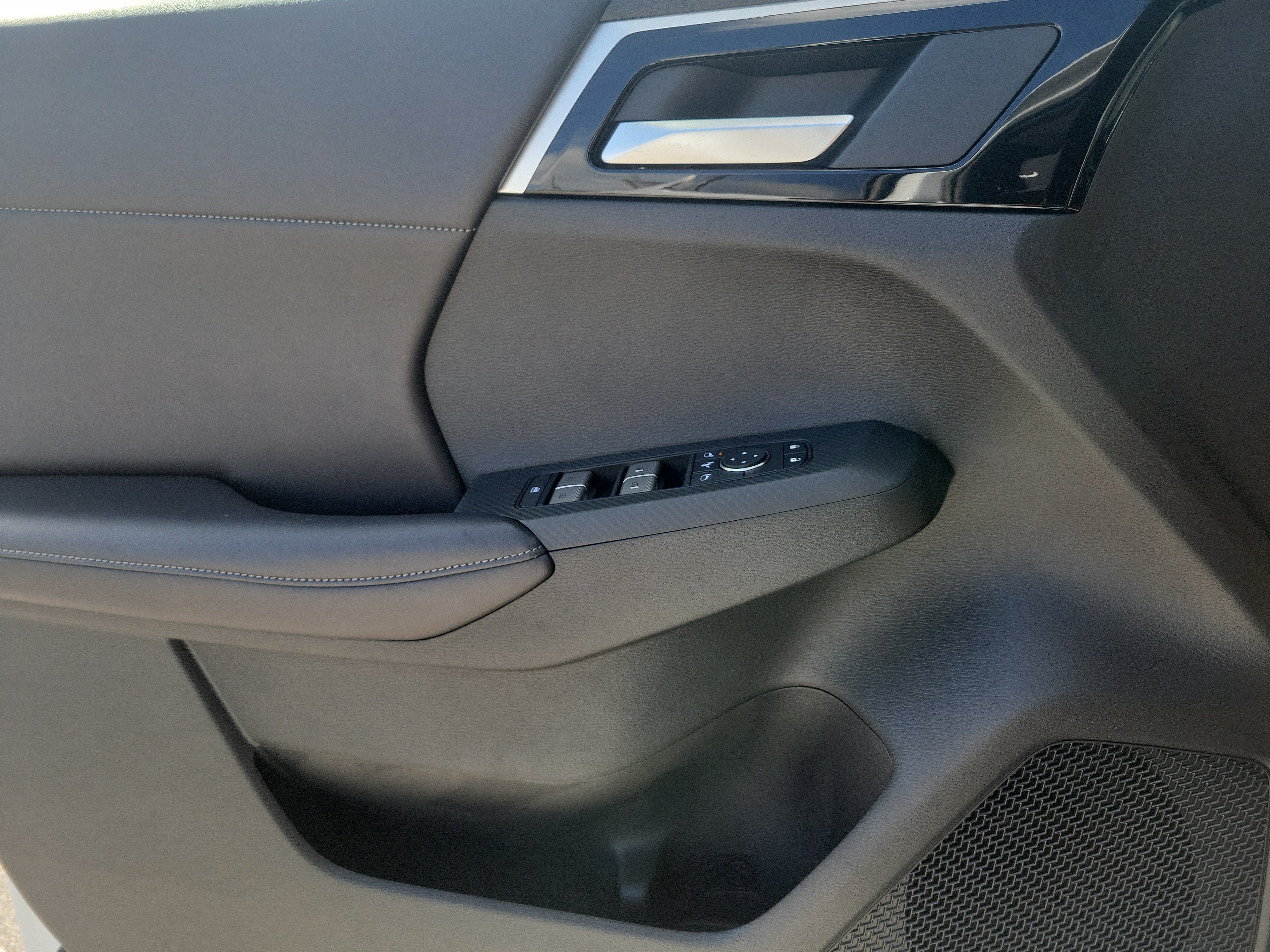 New 2026 Nissan Rogue SL AWD/4WD image 32