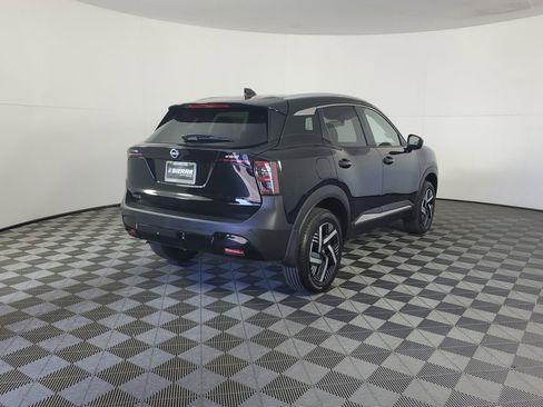 New 2026 Nissan Kicks SV image 4