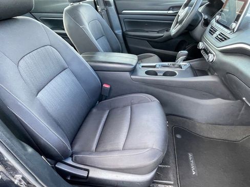 Used 2022 Nissan Altima 2.5 SV image 11