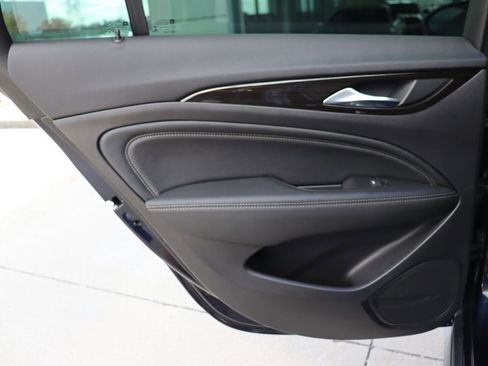 Used 2018 Buick Regal Essence w/ Driver Confidence Package #1 image 46