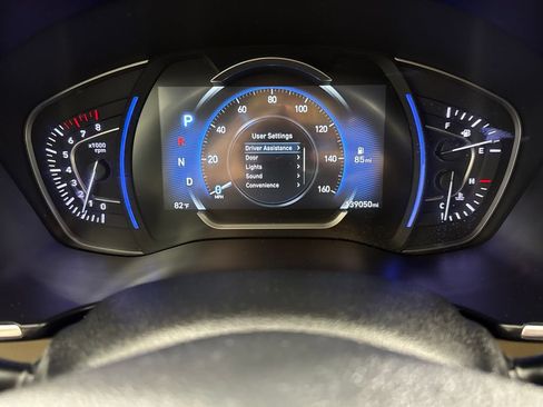 Used 2019 Hyundai Santa Fe SEL FWD image 15
