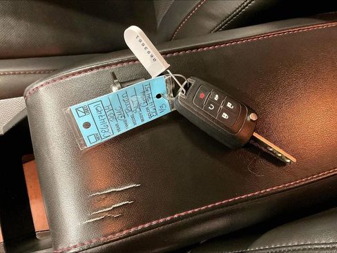 Used 2014 GMC Terrain SLT w/ Cargo Package image 13