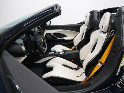 Used 2025 Ferrari 296 GTS image 65