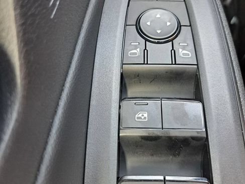 Used 2026 Nissan Sentra SV w/ SV Convenience Package FWD image 16
