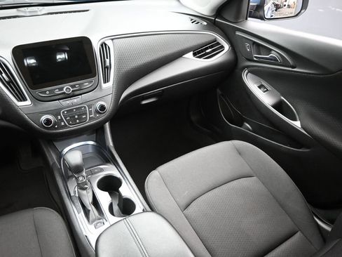 Used 2024 Chevrolet Malibu LT FWD image 12