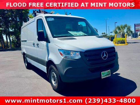 Used 2021 Mercedes-Benz Sprinter 1500 image 6