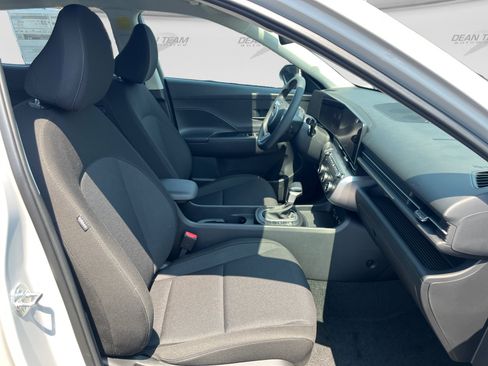 Certified 2026 Hyundai Kona SE AWD/4WD image 15