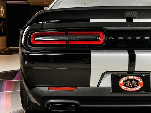 Used 2021 Dodge Challenger SRT Super Stock RWD image 32