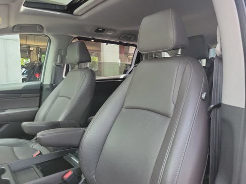 Used 2021 Honda Odyssey EX-L image 14