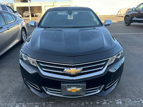 Used 2019 Chevrolet Impala Premier image 3