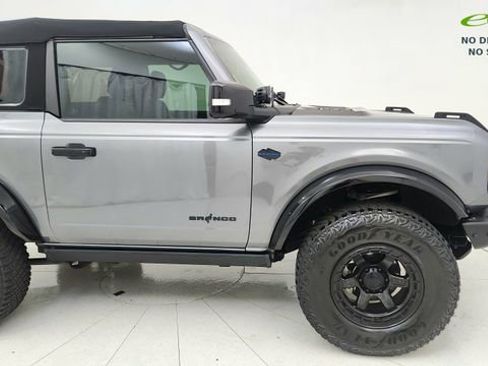 Used 2022 Ford Bronco Wildtrak AWD/4WD image 7