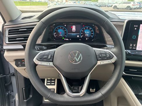 New 2026 Volkswagen Atlas SEL Premium R-Line AWD/4WD image 12