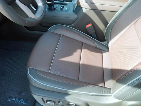 New 2026 GMC Sierra 1500 Denali image 11