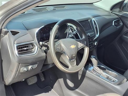 Used 2020 Chevrolet Equinox LT image 8