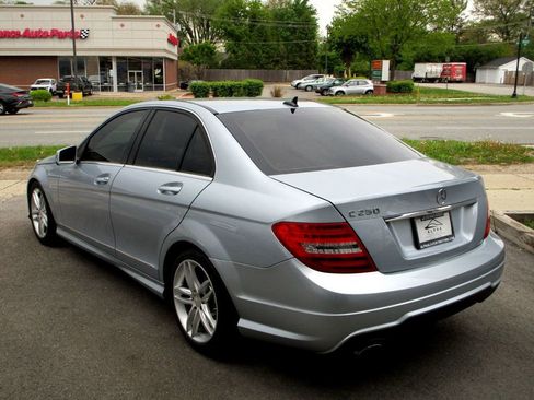 Used 2013 Mercedes-Benz C 250 Sedan image 9