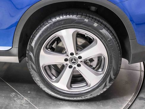 Certified 2023 Mercedes-Benz GLC 300 4MATIC Coupe image 9