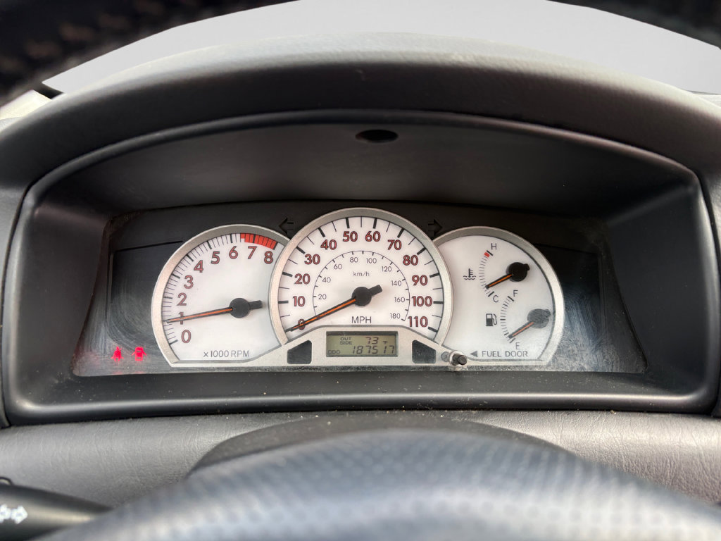 Used 2005 Toyota Corolla S w/ Enhanced Pwr Pkg FWD image 12